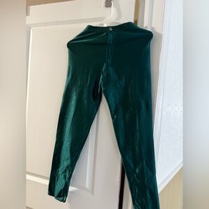 Classic Green Chinos with High-Waisted Fit